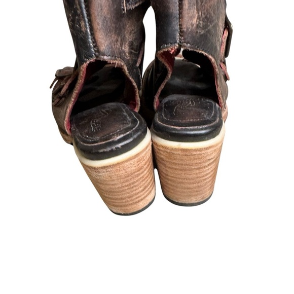 Freebird by Steven Quail Sandal Brown Distressed Leather Buckle Heel Gladiator 6 - Picture 4 of 9